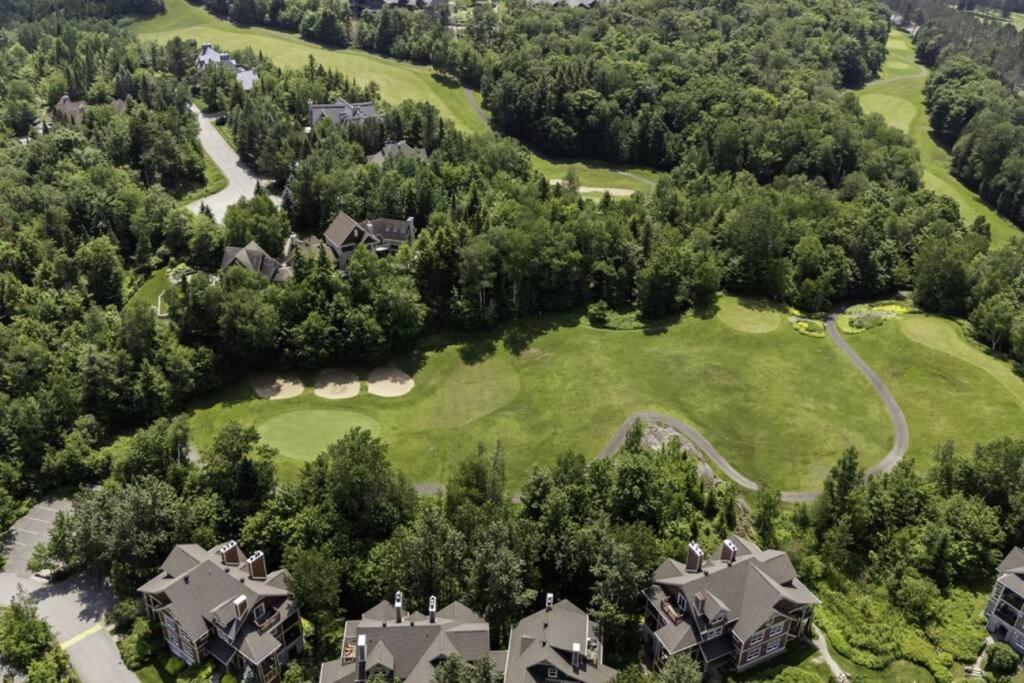 Les Manoirs Wpool & Hot Tub Near Village 110-7 Mont-Tremblant Bagian luar foto