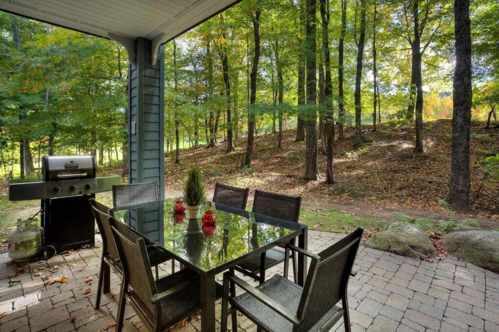 Les Manoirs Wpool & Hot Tub Near Village 110-7 Mont-Tremblant Bagian luar foto